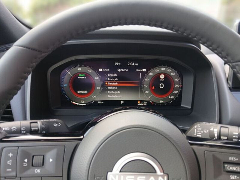 Nissan Qashqai TEKNA 1.5 VC-T e-POWER Heckklappe elektrisch Head-up-Display LED-Beleuchtung inn