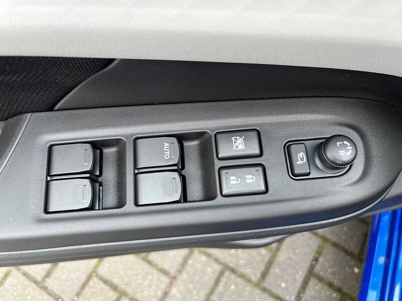 Suzuki Swift 2024 COMFORT+ HYBRID KEYLESS RÜCKFK NAVI ALU