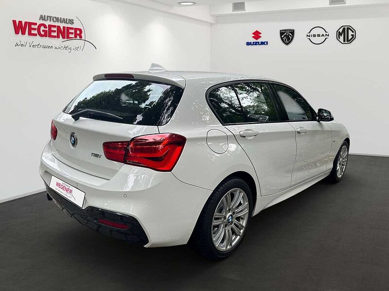 BMW 116i Sport-Line *Navi* *Shz* *Shadow*Sportsitze*